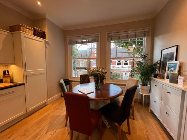 Double room in split level 2 bed flat, Tooting Bec Main Photo