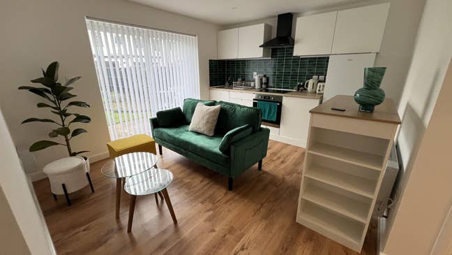 Independent Annex Studio – Fully Furnished Main Photo