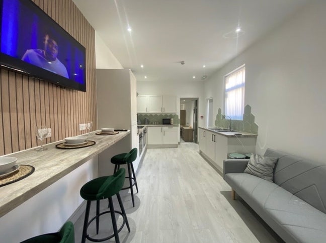 Newly Refurbished City Centre Co-Living Space 😍 Main Photo