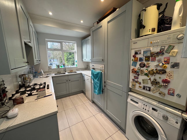 Double room - single occupant - nw4  Main Photo