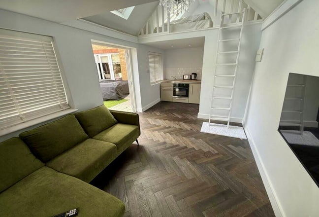 1 Bed Annex Main Photo