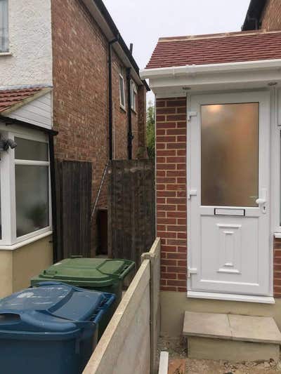 Studio Flat North Harrow Middx (Hook) Main Photo