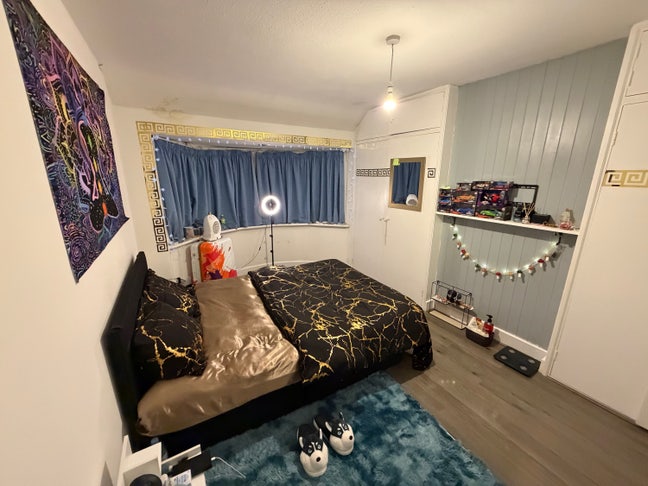 Shared Room Available in Hounslow- All Bills Inclu Main Photo