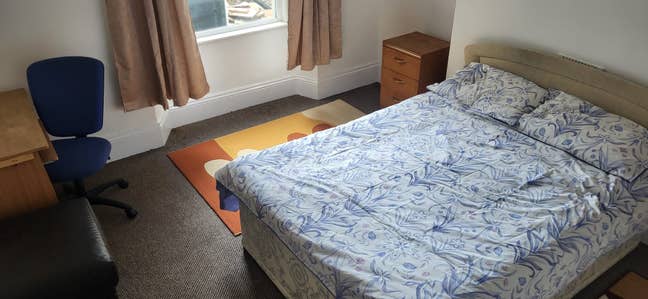 Double  room to rent Main Photo