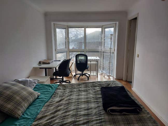 Bright Double Ensuite near Canada Water Main Photo