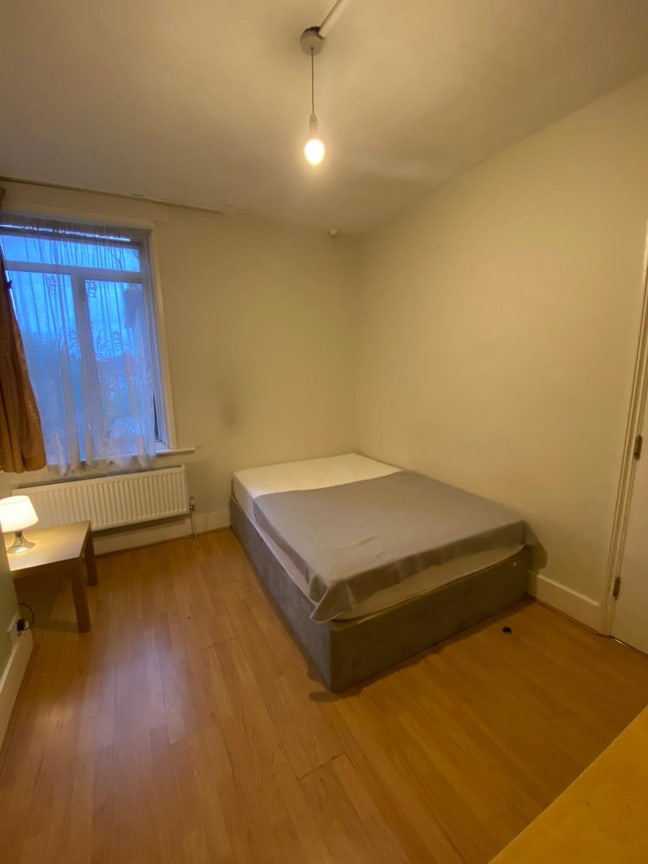 🏠 Double  Room to Let in Willesden Green  Main Photo
