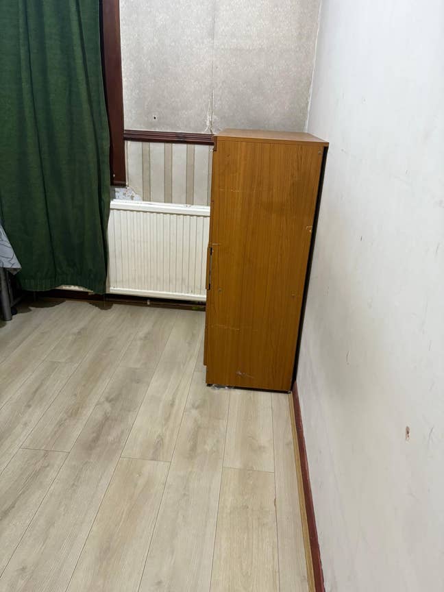 Single double room for rent in a shared house Main Photo