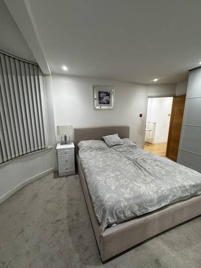 Double Room &pound;800 pm inc Bills & Broadband Main Photo