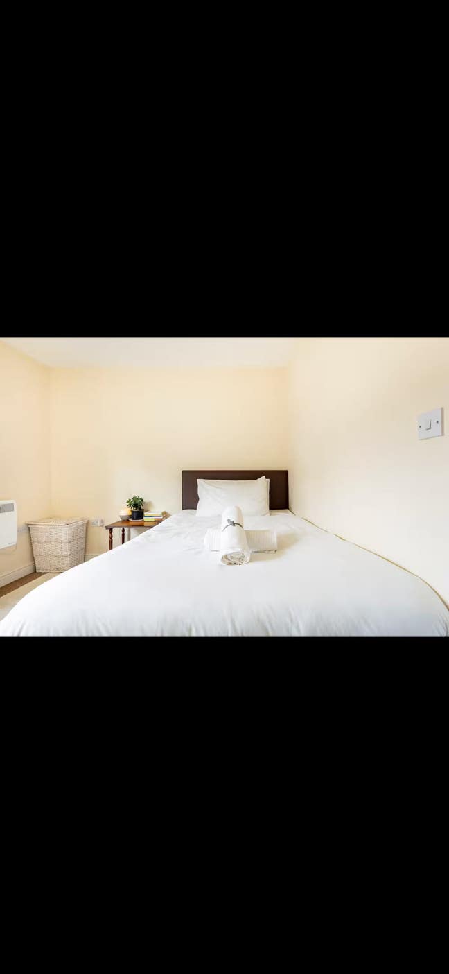 Lovely and Cousy double bedroom in the city. Main Photo