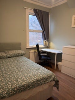  Large Double  Room Close to Turnpike Lane  Statio Main Photo