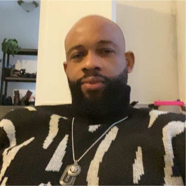 Professional Male seeks a double room Main Photo