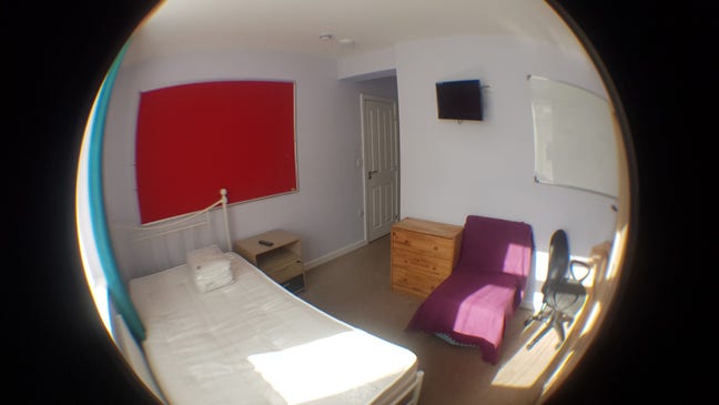 En-suite double room in detached house Main Photo