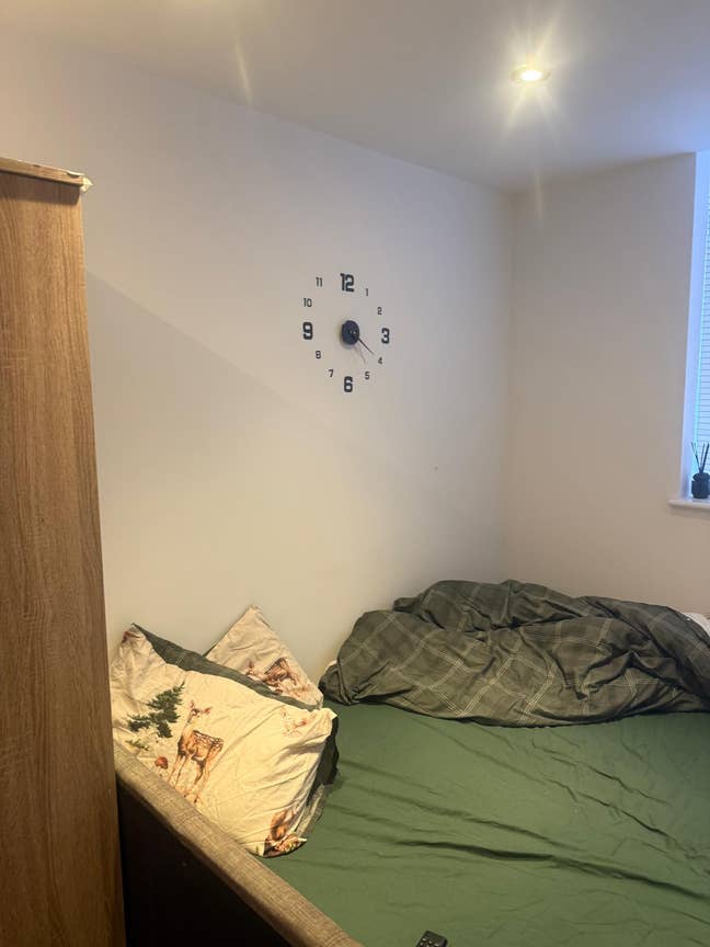 1 bedroom with own toilet and bath for rent Main Photo