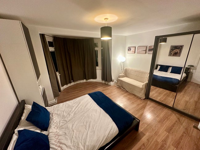 Double room apartment shared only with 1 female   Main Photo