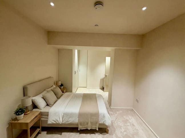 Double Room in [Ilford IG1] | Short Let (Feb–Jun) Main Photo