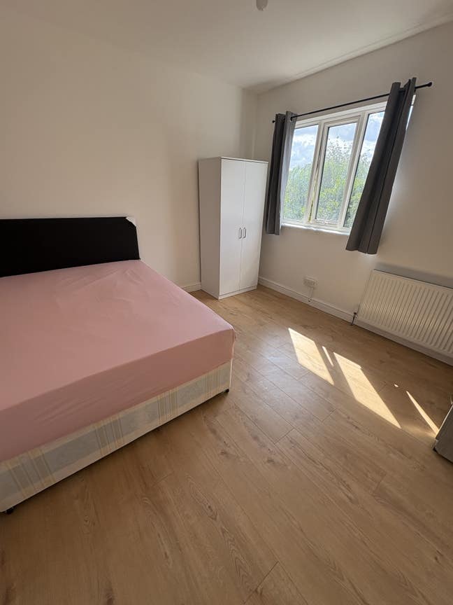 Double Room in Friendly Home ♥️  Main Photo