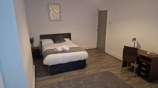 Spacious Double Rooms in Liverpool- Bills inc Main Photo