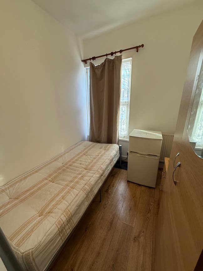 Beautiful Single Room to Rent in Hounslow  Main Photo