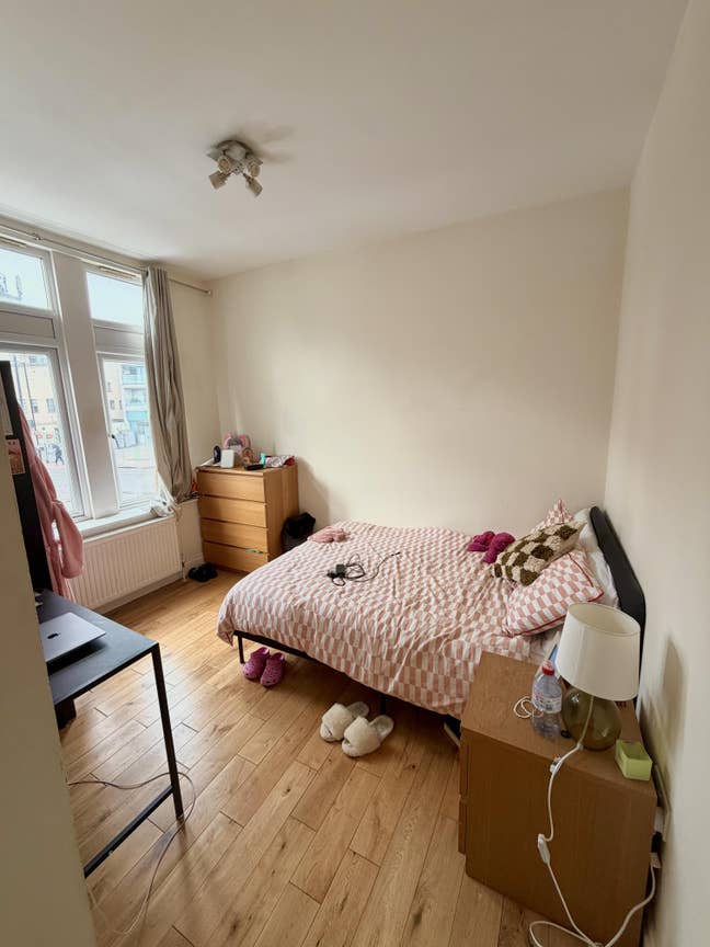 Large double room in the heart of Clapham South!! Main Photo