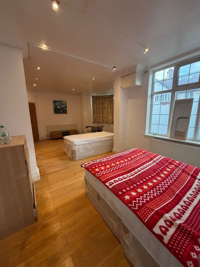 Big Double Room to Share Main Photo