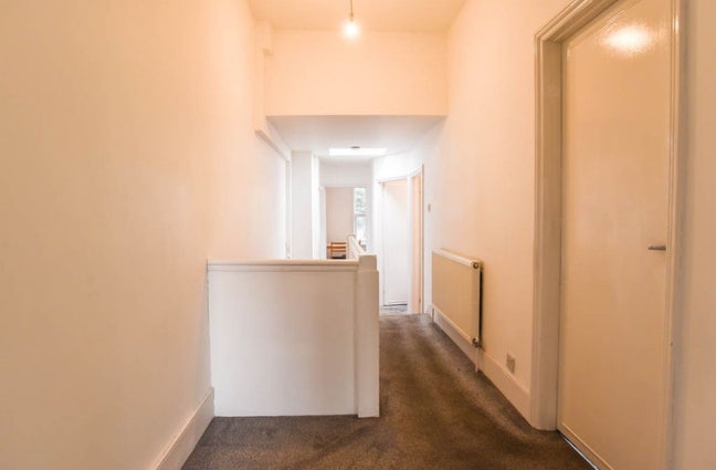 Single Room  Main Photo