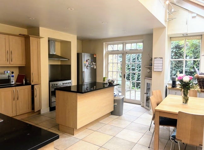 Social Clapham girls sharehouse Main Photo