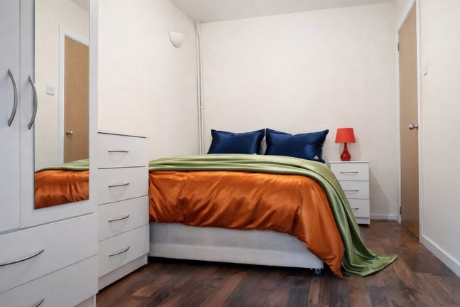 Double Room in a Shared Flat  –  E1 🏠  Shadwell Main Photo