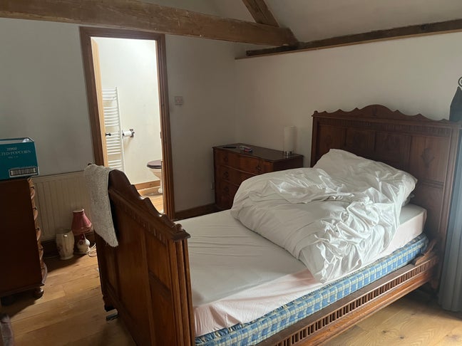 Room for rent  Main Photo