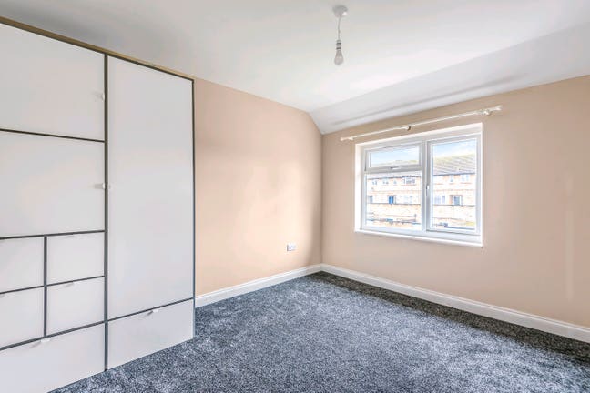 Hmo Double Room Near Jr Hospital Incl All Bills Main Photo