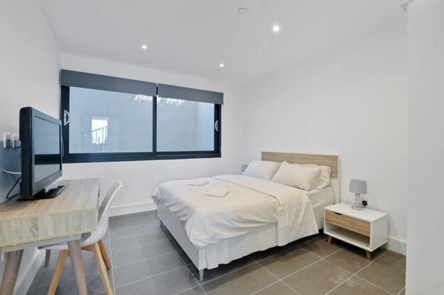 Two Double Rooms in Modern Student Property! Main Photo