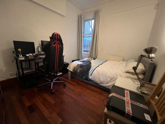 Nice double room in a friendly house Main Photo