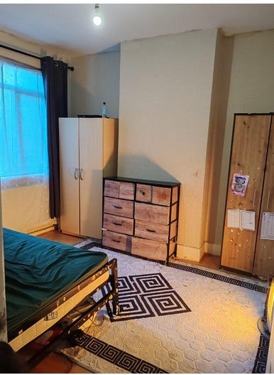 Double bedroom to  Rent  IG1  Main Photo