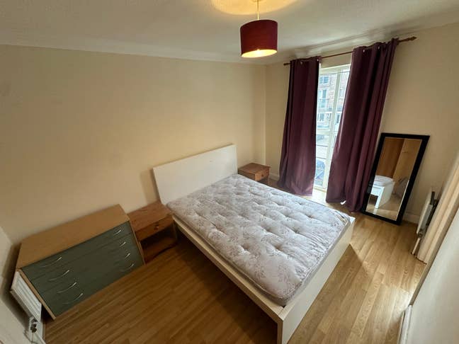 🌕En Suite in peaceful house/area next to docks 🌕 Main Photo