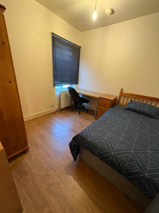 UC/PIP/ESA - 3 Rooms Left - Pay &pound;0 for 3 Months Main Photo