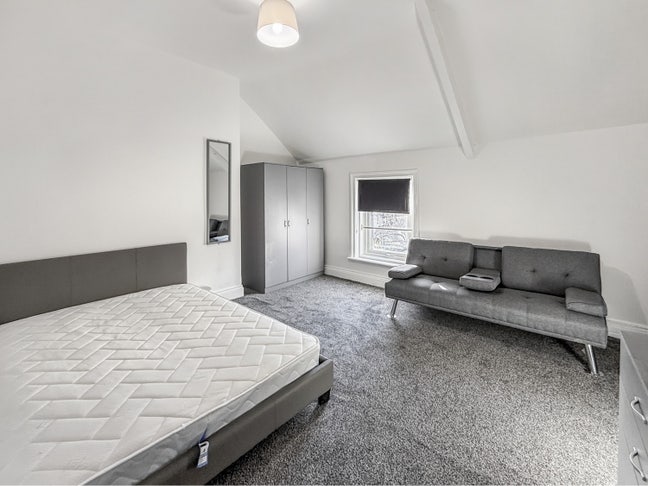 House Share 4 Bedroom Property | SR5 | Sunderland Main Photo