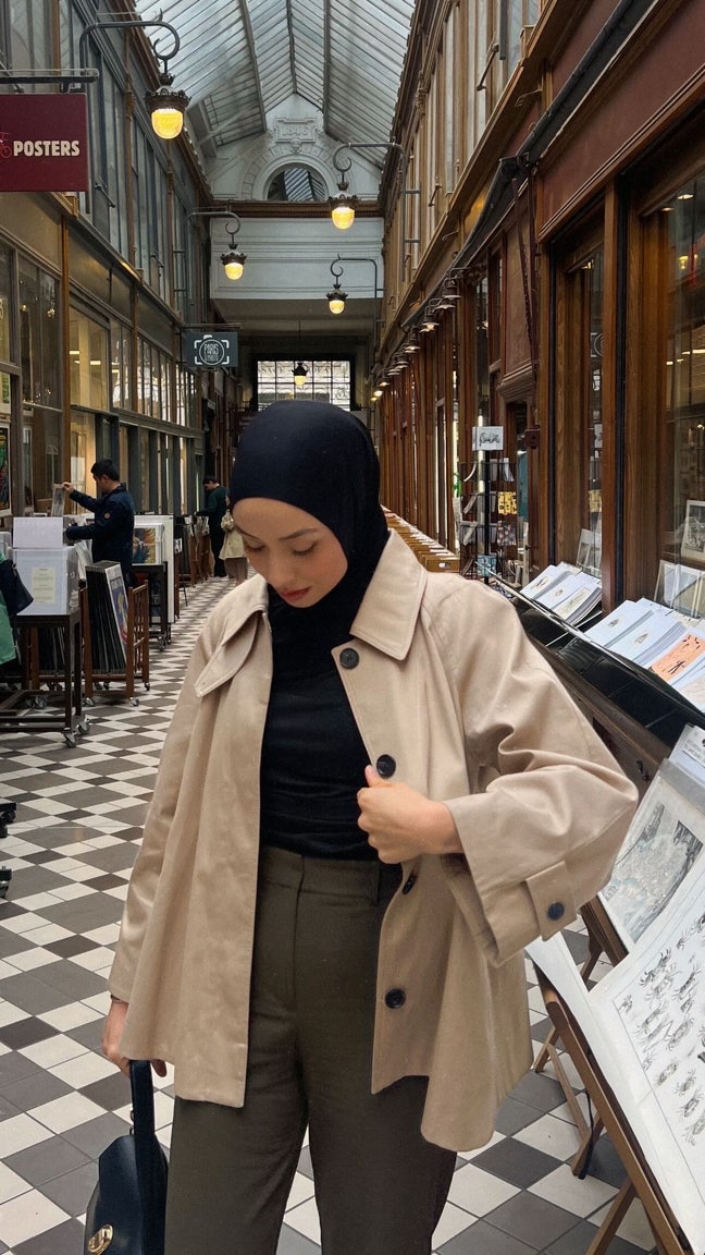 Just a girl looking for her new London home Main Photo