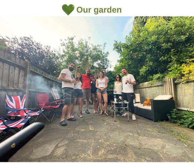 Lovely Room in a Warm, Musical & Creative Victoria Main Photo