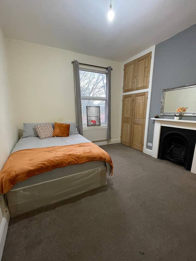 &pound;300 Move-In Gift - Cheap Room Available! Main Photo