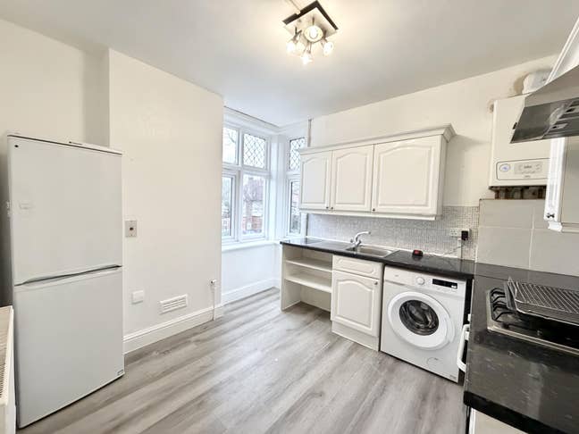 Large 2 Double Ebdroom 1St Floor Flat, Croydon Main Photo