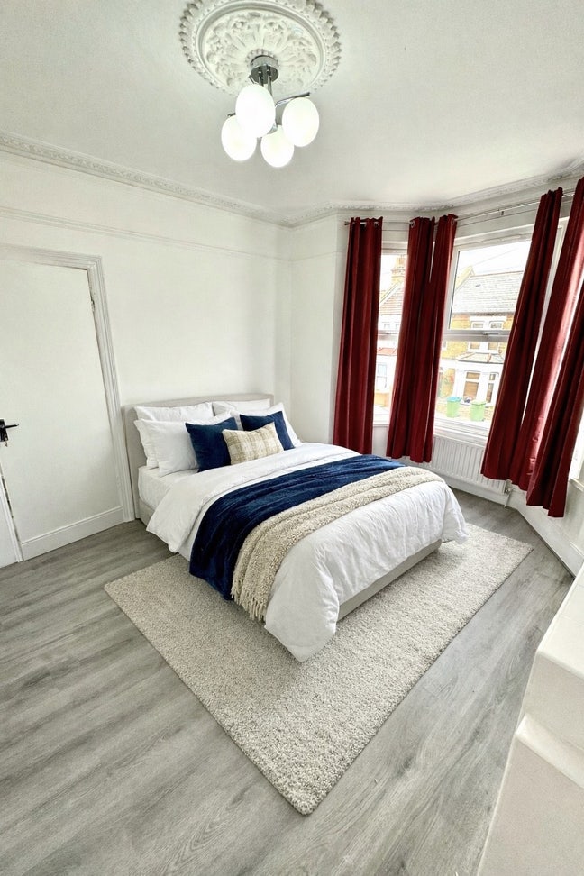 New Double Room | Bills Included  Main Photo
