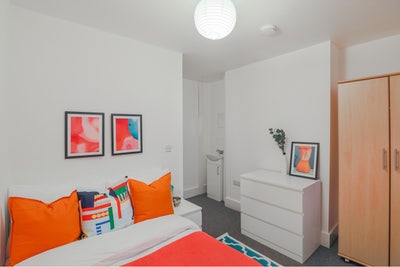 Colchester Centre, Large rooms- Parking Main Photo