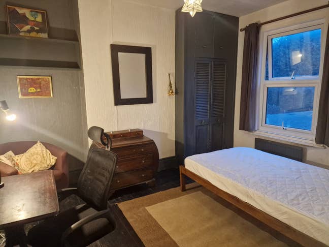 St Albans - Only Two Minutes Walk Thameslink Main Photo