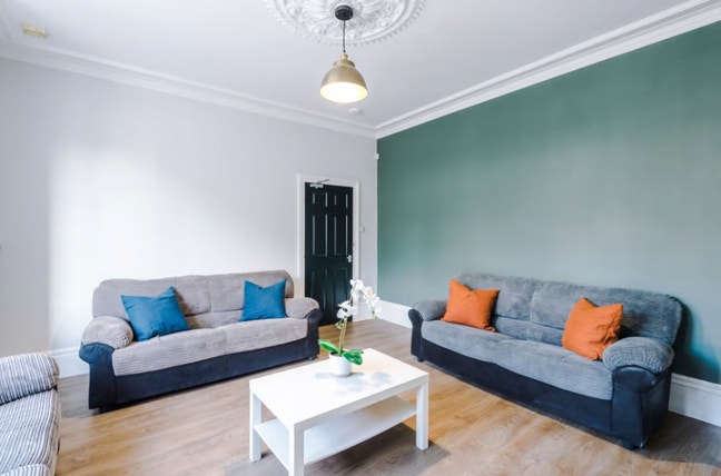 7 Bed Student House in Jesmond Main Photo