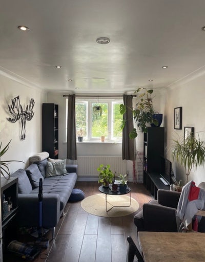 Sublet - Small cute double room in Hackney Wick  Main Photo