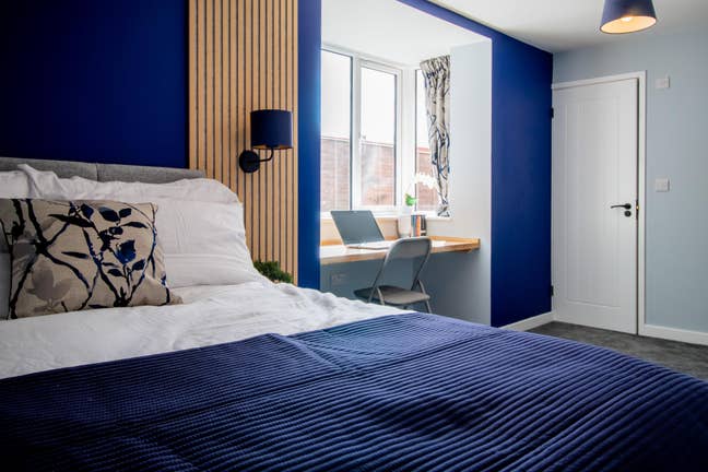 LUXURY double en suite room, all bills included Main Photo