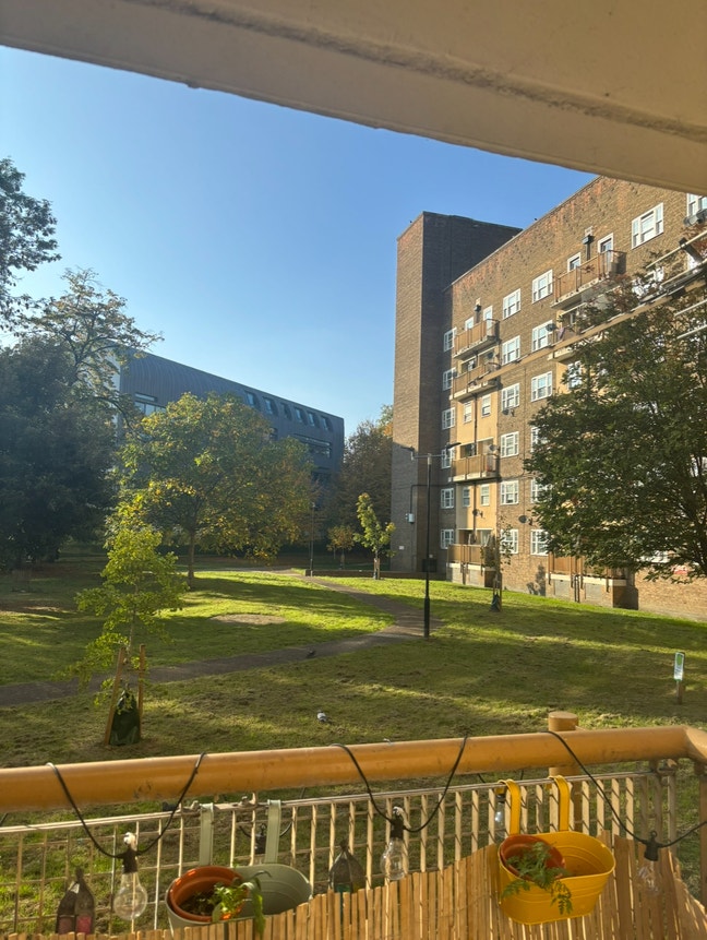 Double room minutes walk from Clapham Common Stn Main Photo