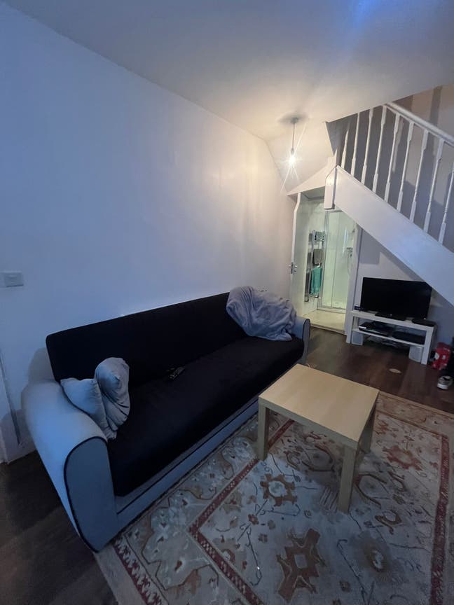 Beautiful 1 Bedroom Flat N15 Seven Sisters 1St Mar Main Photo