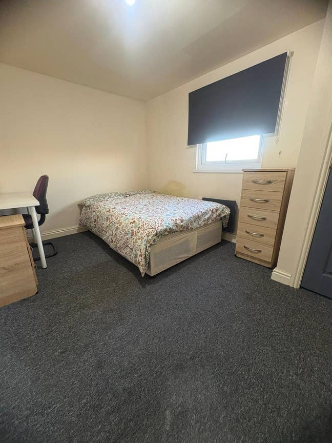 UC/PIP/ESA - Available Now - Pay &pound;0 for 3 Months!  Main Photo