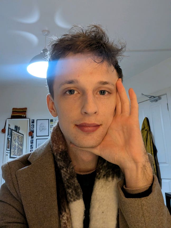 Looking for someone to find a 2 bed flat with Main Photo