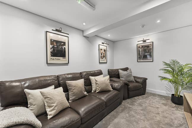 Stunning HMO in Central Derby - Abbey Street Main Photo